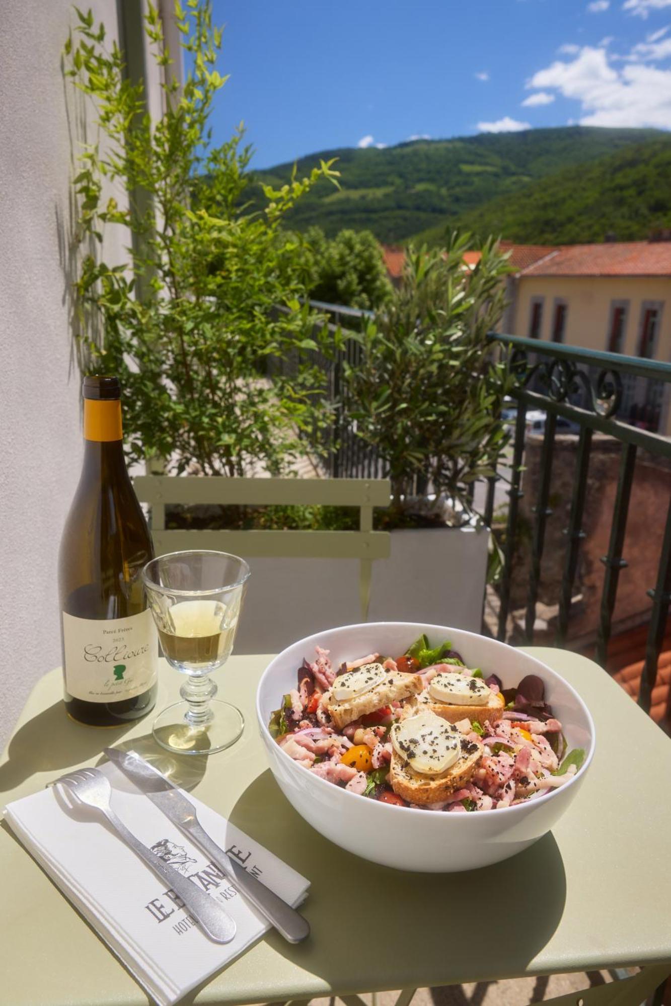 Hotel Restaurant Le Botaniste Prats-de-Mollo-la-Preste Esterno foto